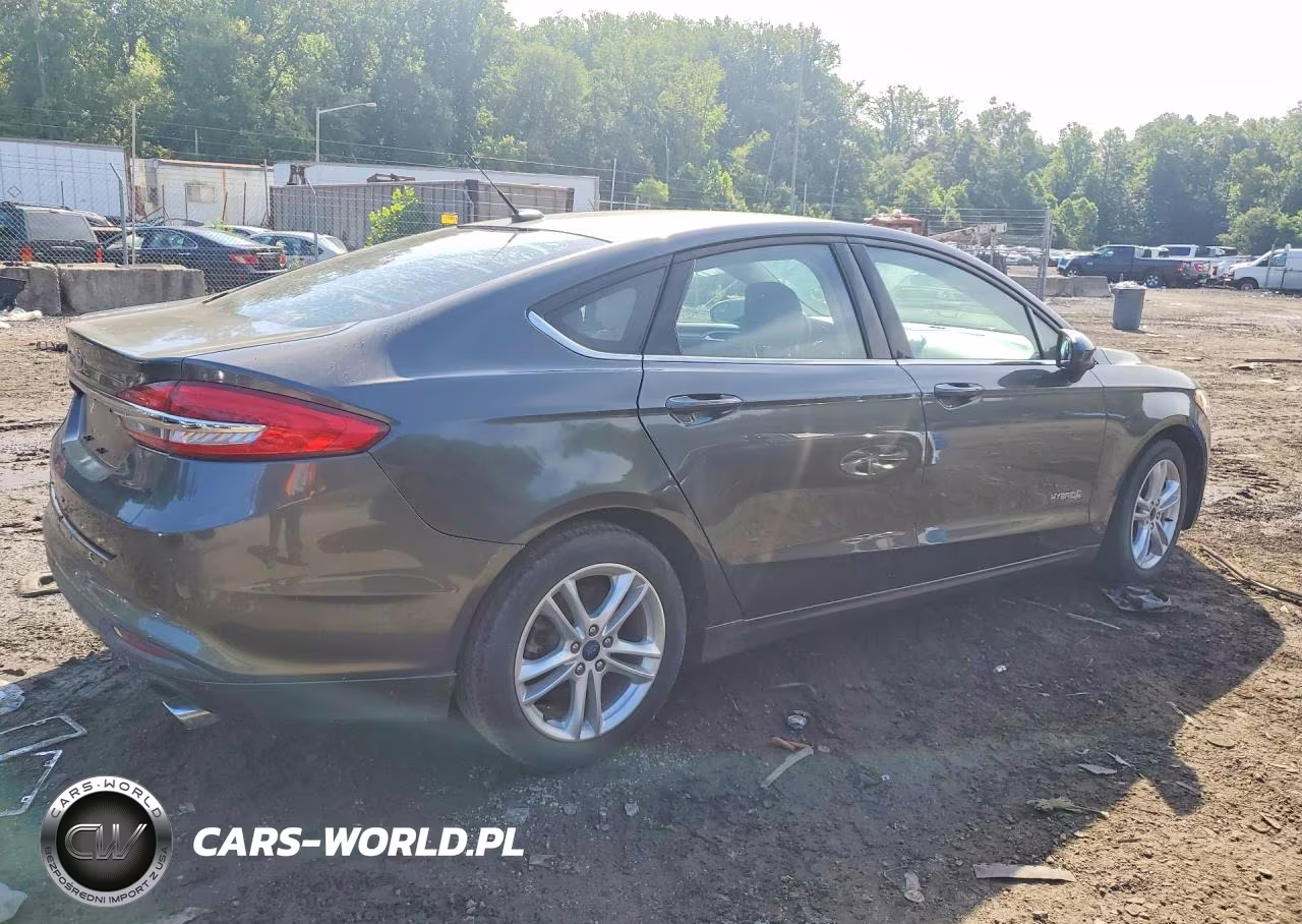 2018 Ford Fusion S Hybrid VIN:3FA6P0UU9JR122883 - 3