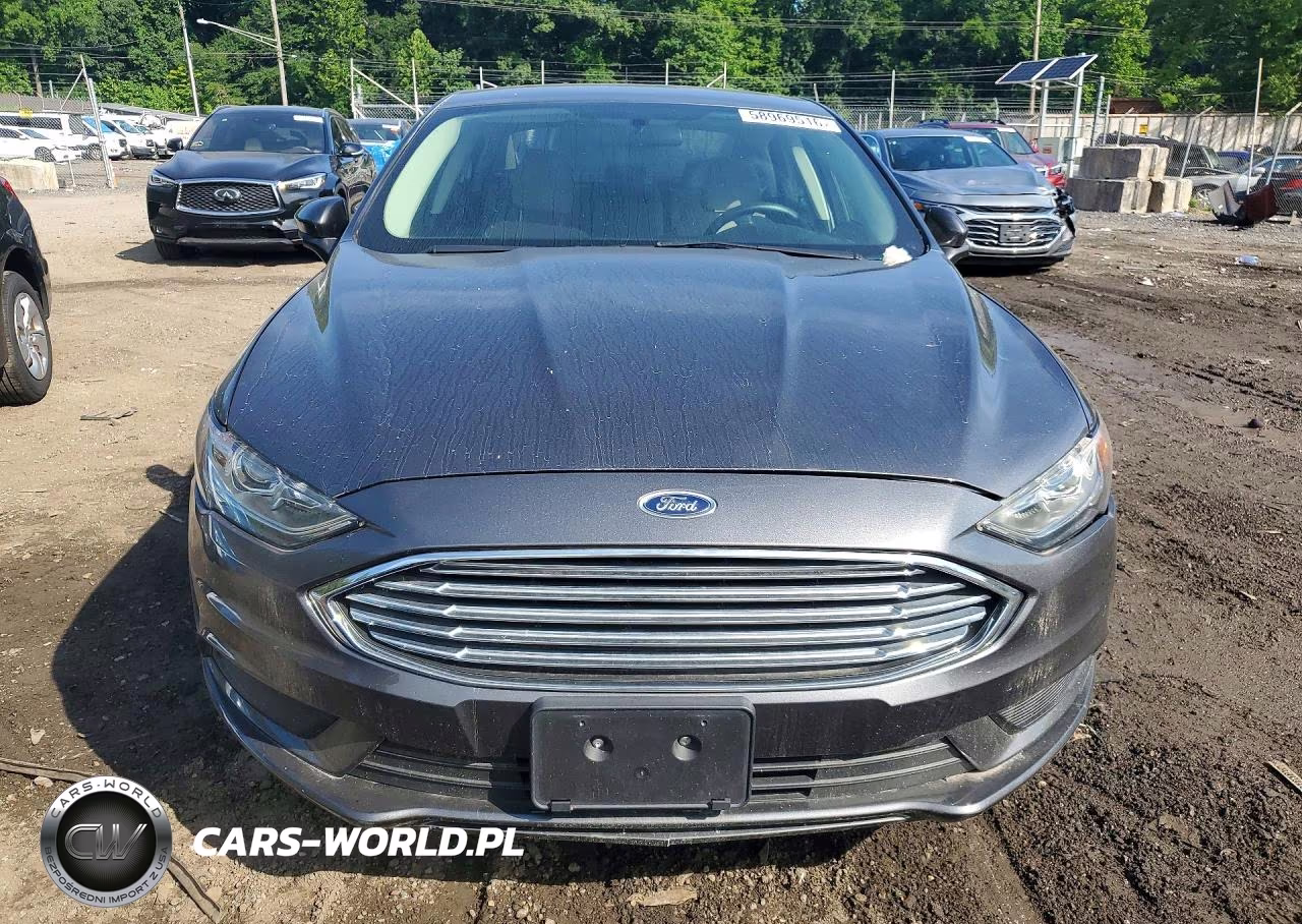 2018 Ford Fusion S Hybrid VIN:3FA6P0UU9JR122883 - 5