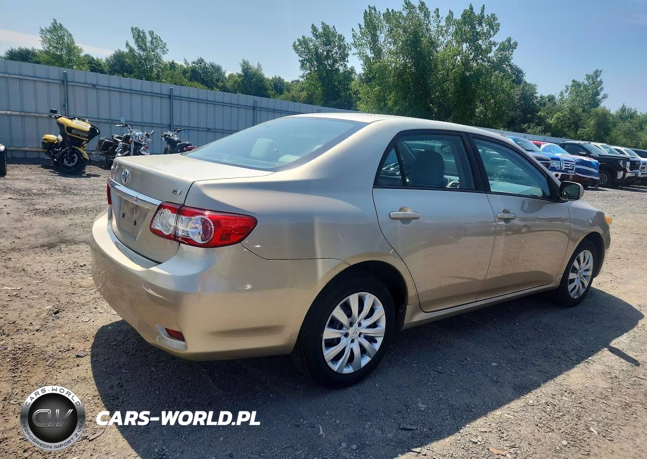 2012 Toyota Corolla Le VIN:2T1BU4EEXCC908975 - 3