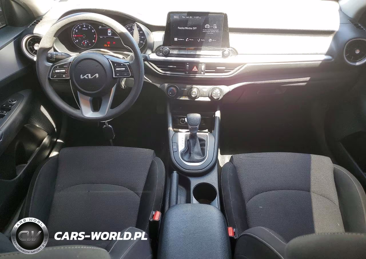 2022 Kia Forte Lxs VIN:3KPF24AD9NE459037 - 8