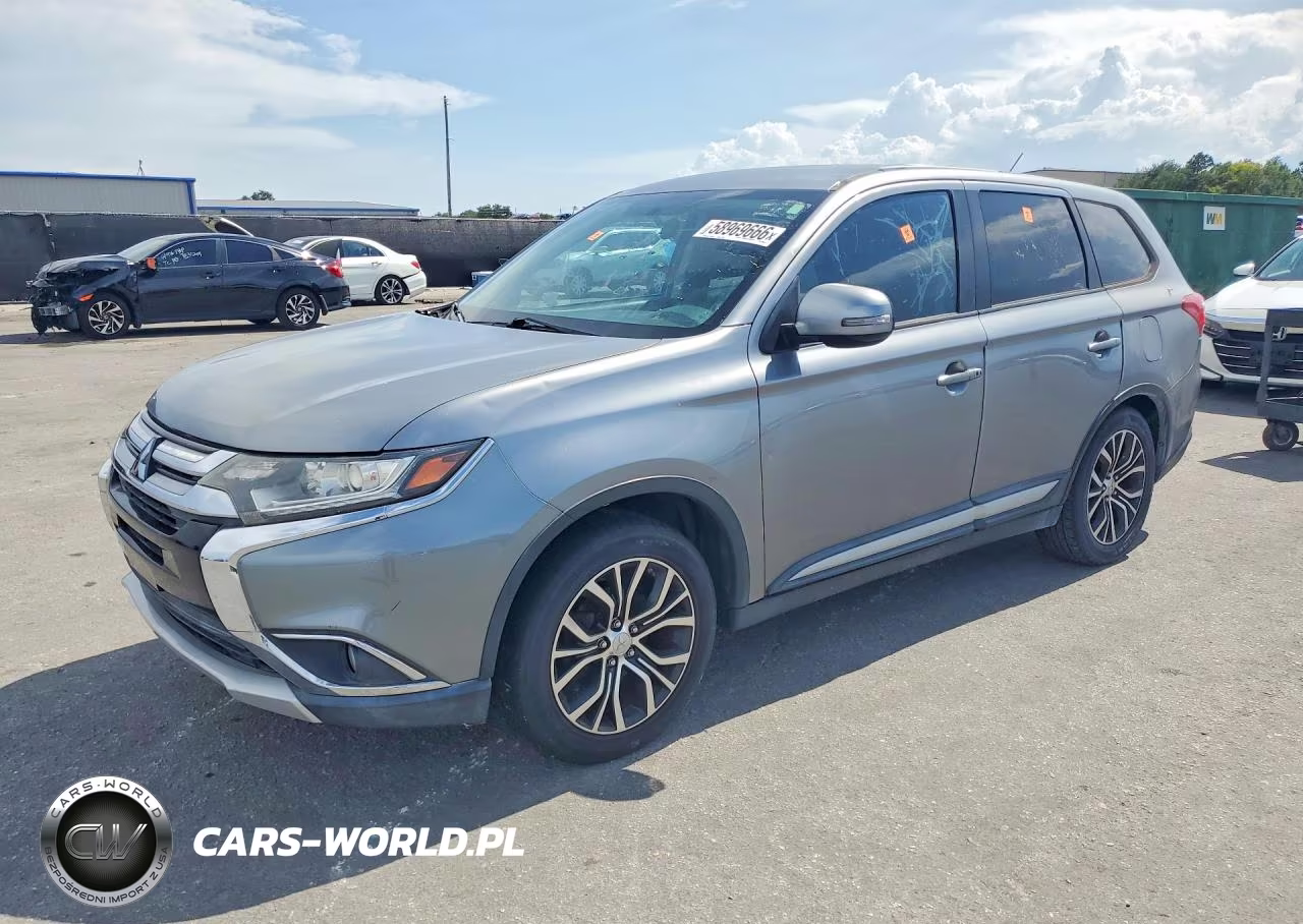 2016 Mitsubishi Outlander Se – zdjęcie 1 z 13