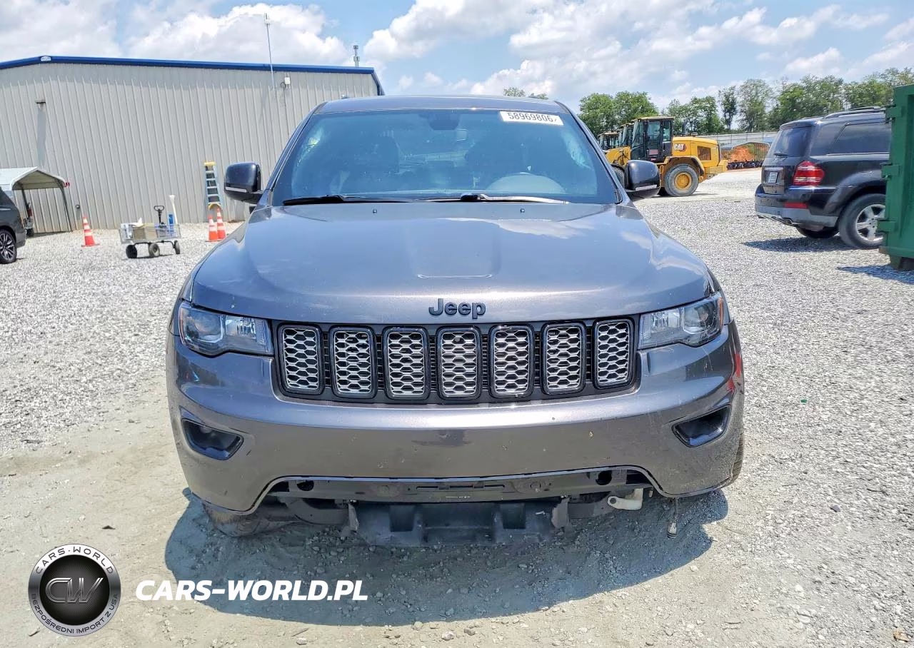 2019 Jeep Grand Cherokee Laredo VIN:1C4RJEAG7KC857074 - 5
