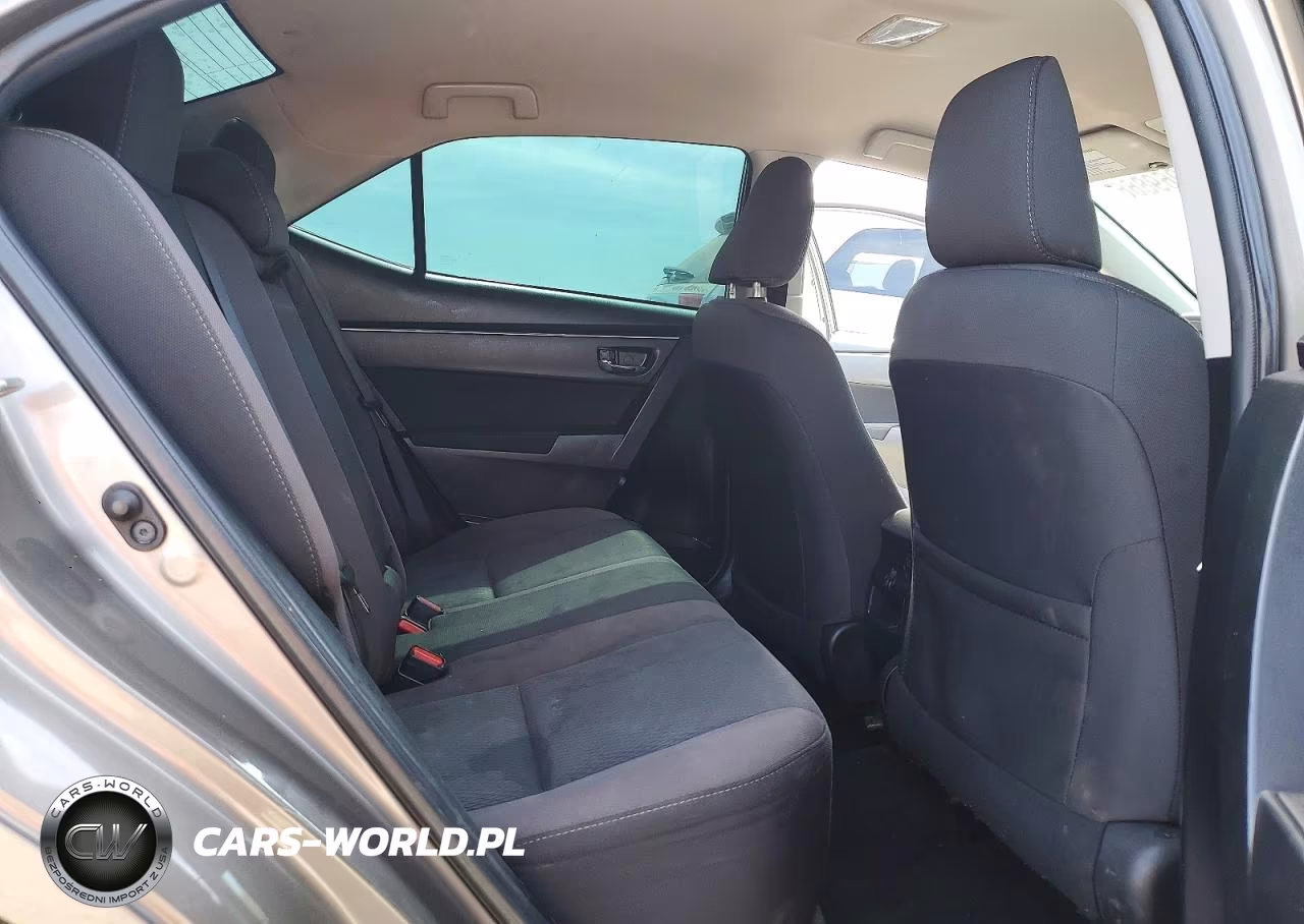 2018 Toyota Corolla Le VIN:2T1BURHE5JC105304 - 10