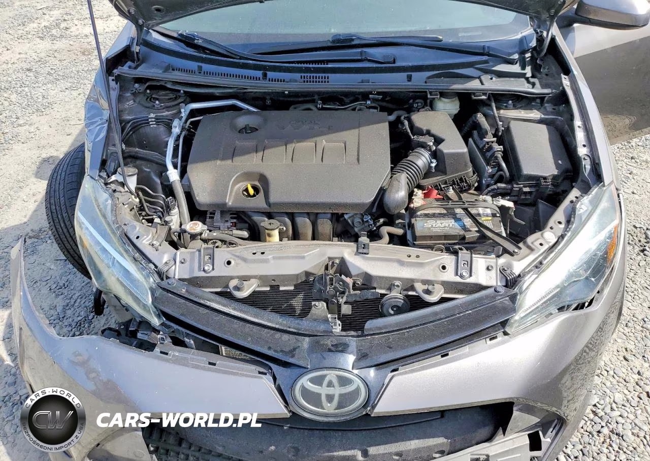 2018 Toyota Corolla Le VIN:2T1BURHE5JC105304 - 11