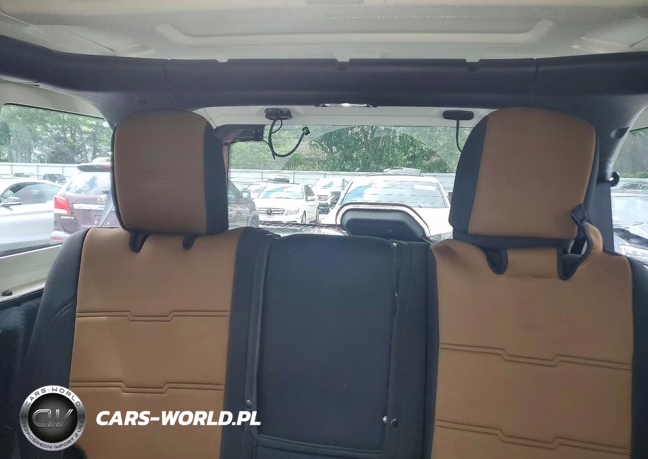 2021 Jeep Wrangler Unlimited Sport VIN:1C4HJXDG8MW836450 - 10