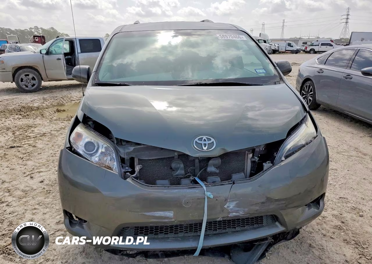 2013 Toyota Sienna Le VIN:5TDKK3DCXDS386504 - 5