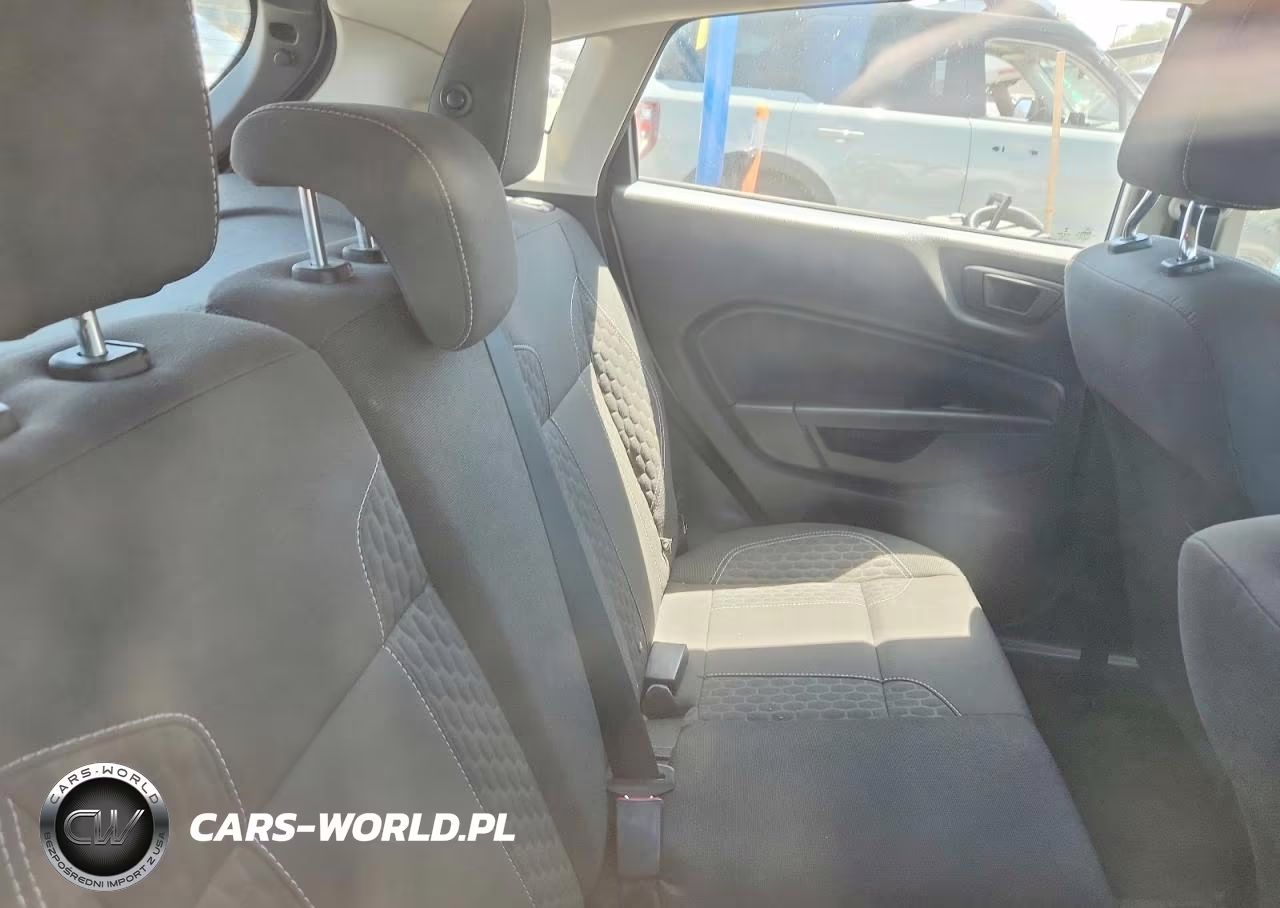 2018 Ford Fiesta Se VIN:3FADP4EJ6JM135235 - 10