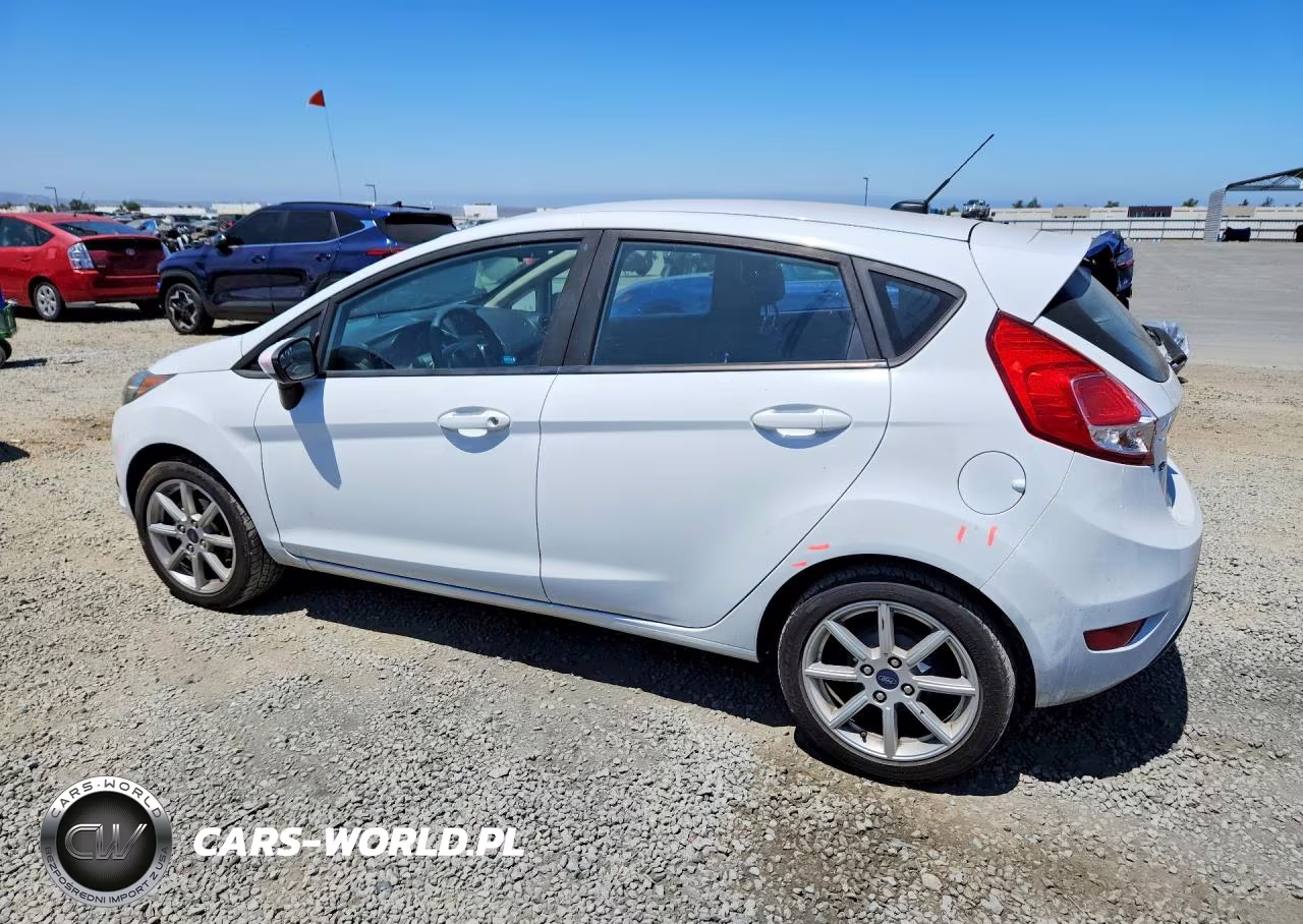 2018 Ford Fiesta Se VIN:3FADP4EJ6JM135235 - 2
