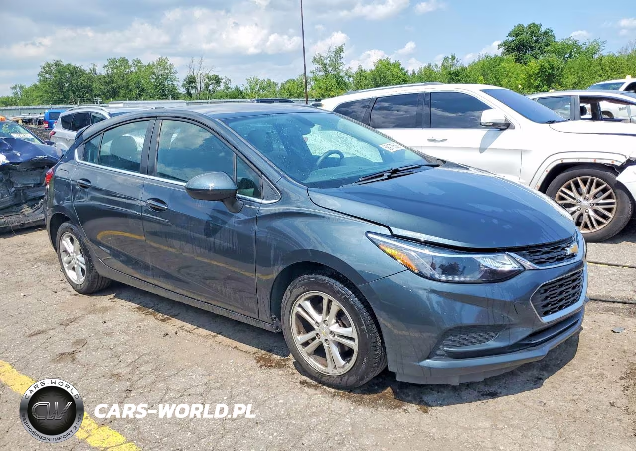 2018 Chevrolet Cruze Lt VIN:3G1BE6SM7JS527596 - 4