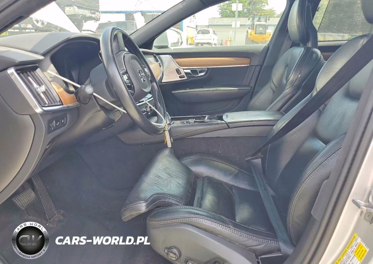 2020 Volvo S90 T8 Inscription VIN:LVYBC0AL3JP031754 - 7