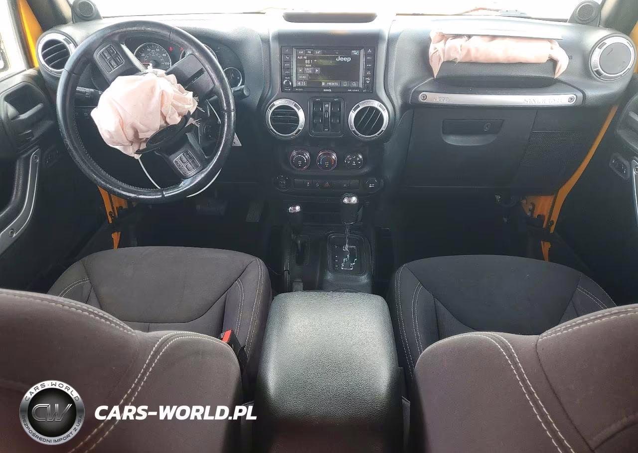 2013 Jeep Wrangler Unlimited Rubicon VIN:1C4BJWFG0DL513153 - 8