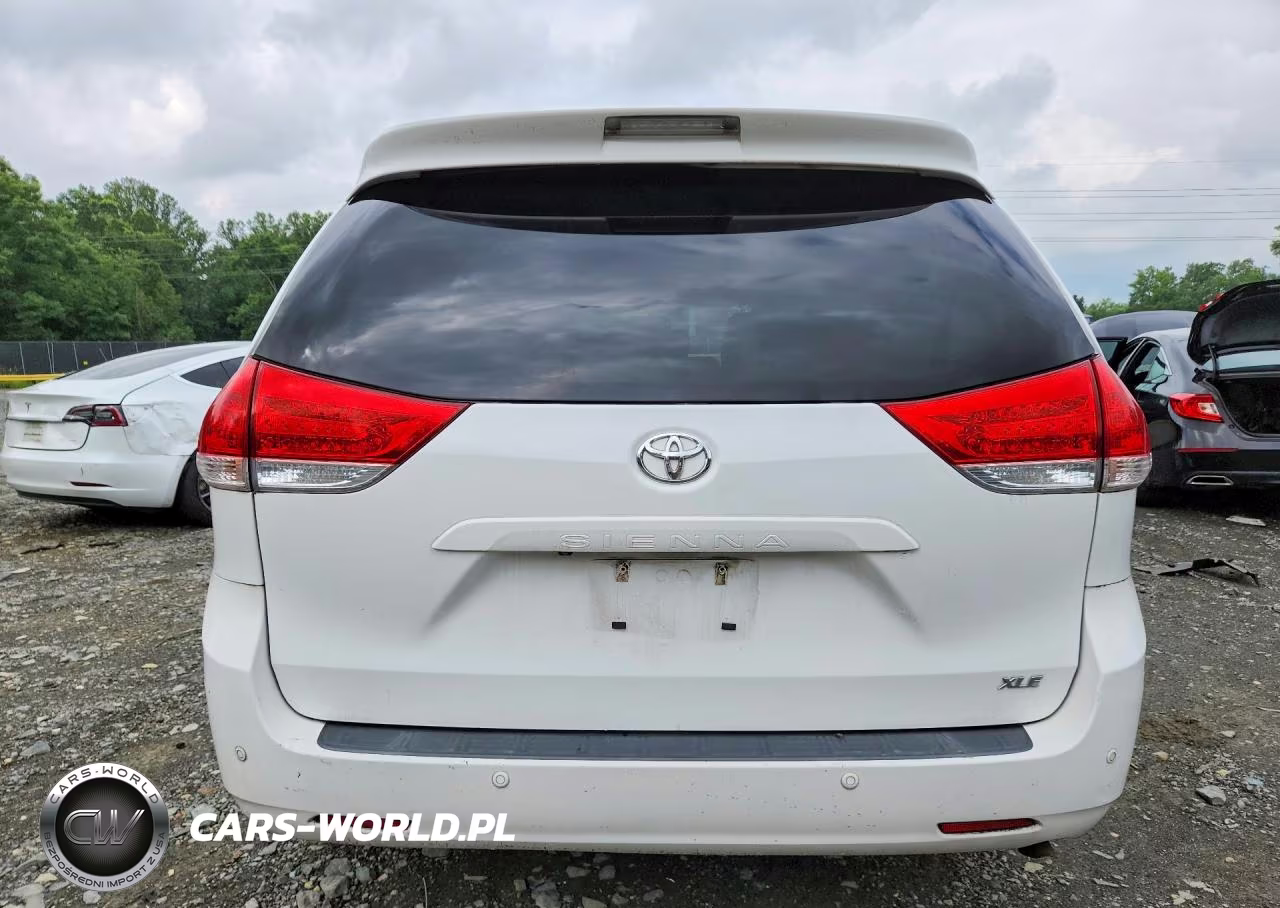 2012 Toyota Sienna Xle 8-Passenger VIN:5TDYK3DC6CS253005 - 6