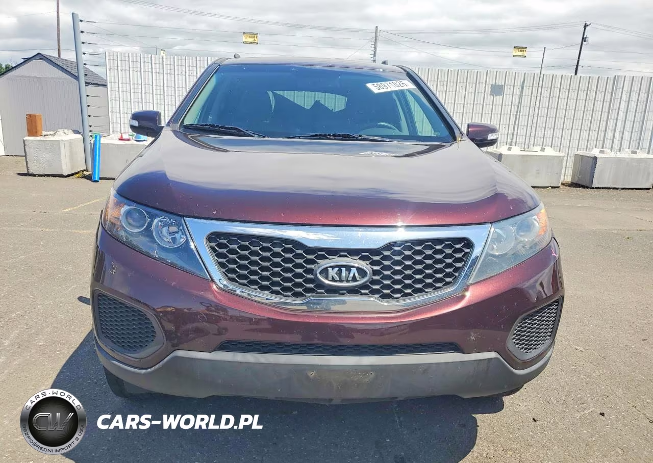 2013 Kia Sorento Lx VIN:5XYKT4A11DG359081 - 5
