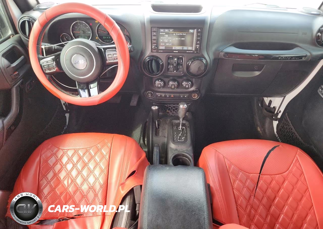 2015 Jeep Wrangler Unlimited Sahara VIN:1C4BJWEG0FL680729 - 8