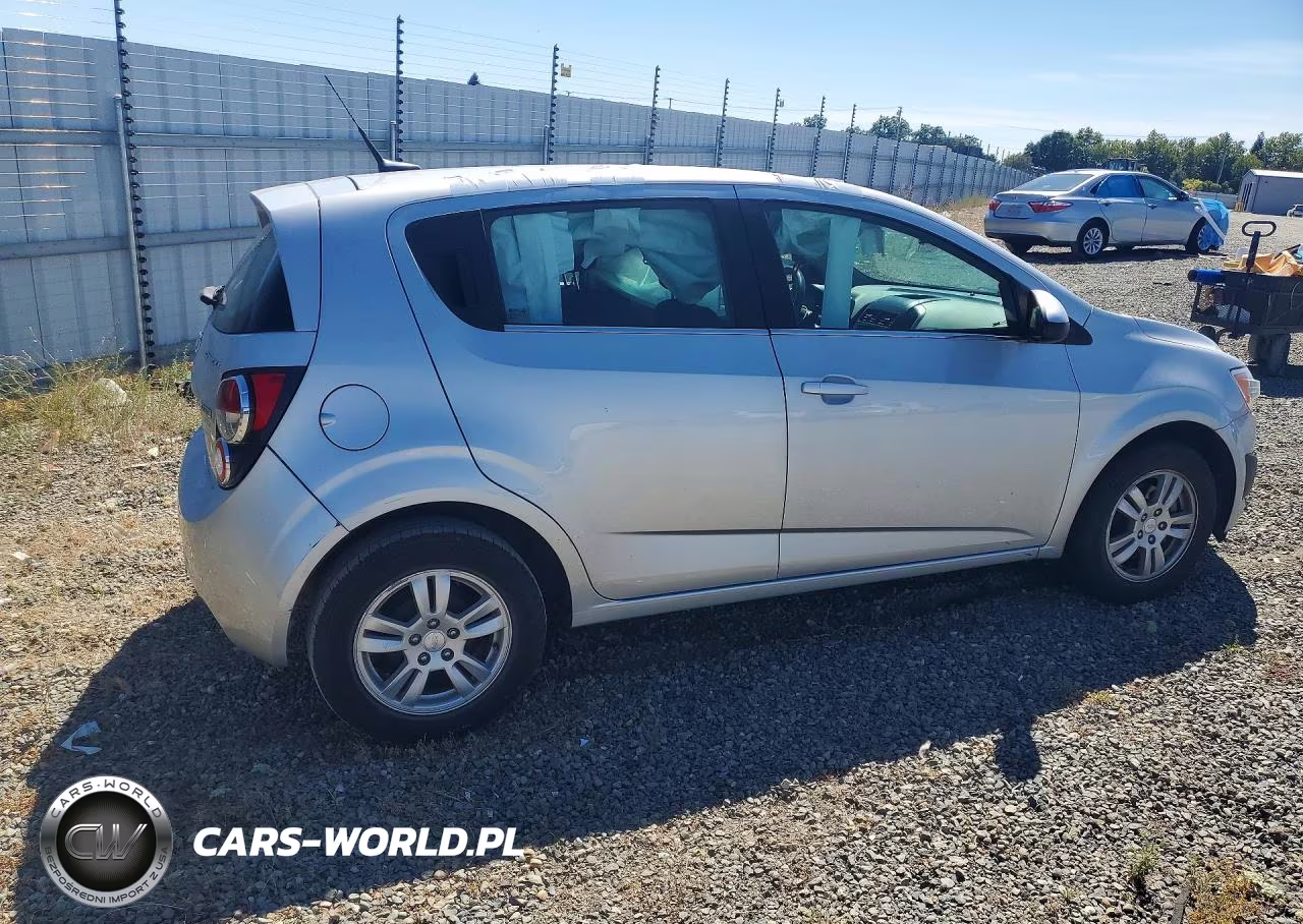 2013 Chevrolet Sonic Lt VIN:1G1JD6SB0D4197348 - 3