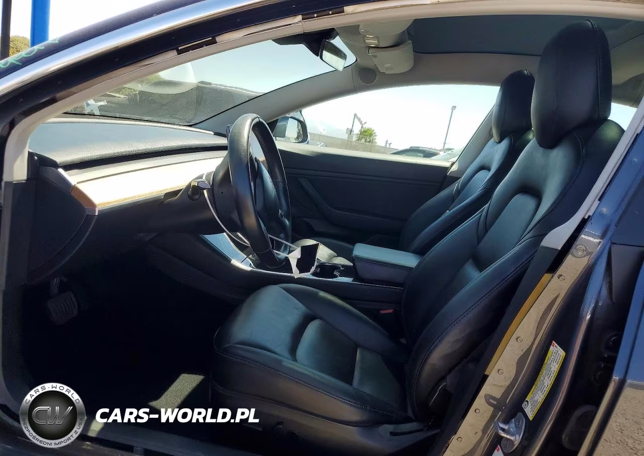 2018 Tesla Model 3 VIN:5YJ3E1EA3JF158213 - 7