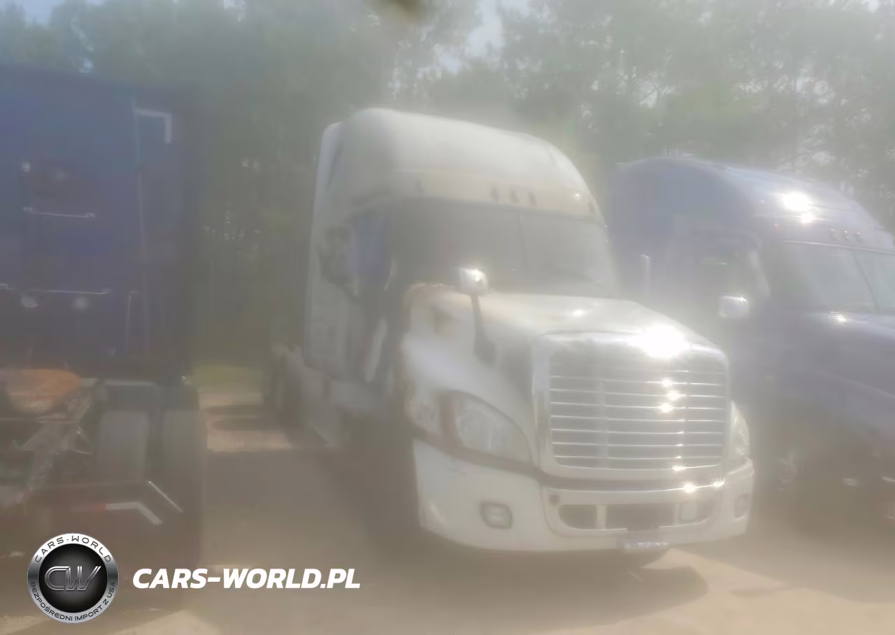 2015 Freightliner Cascadia Semi Truck