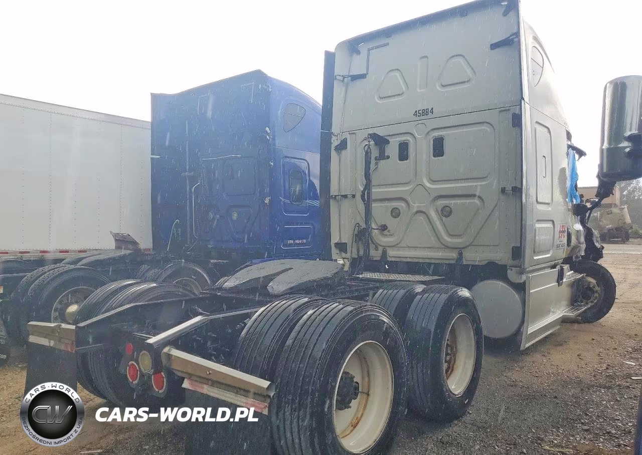 2015 Freightliner Cascadia Semi Truck VIN:1FUJGLBG8FLGF3296 - 4