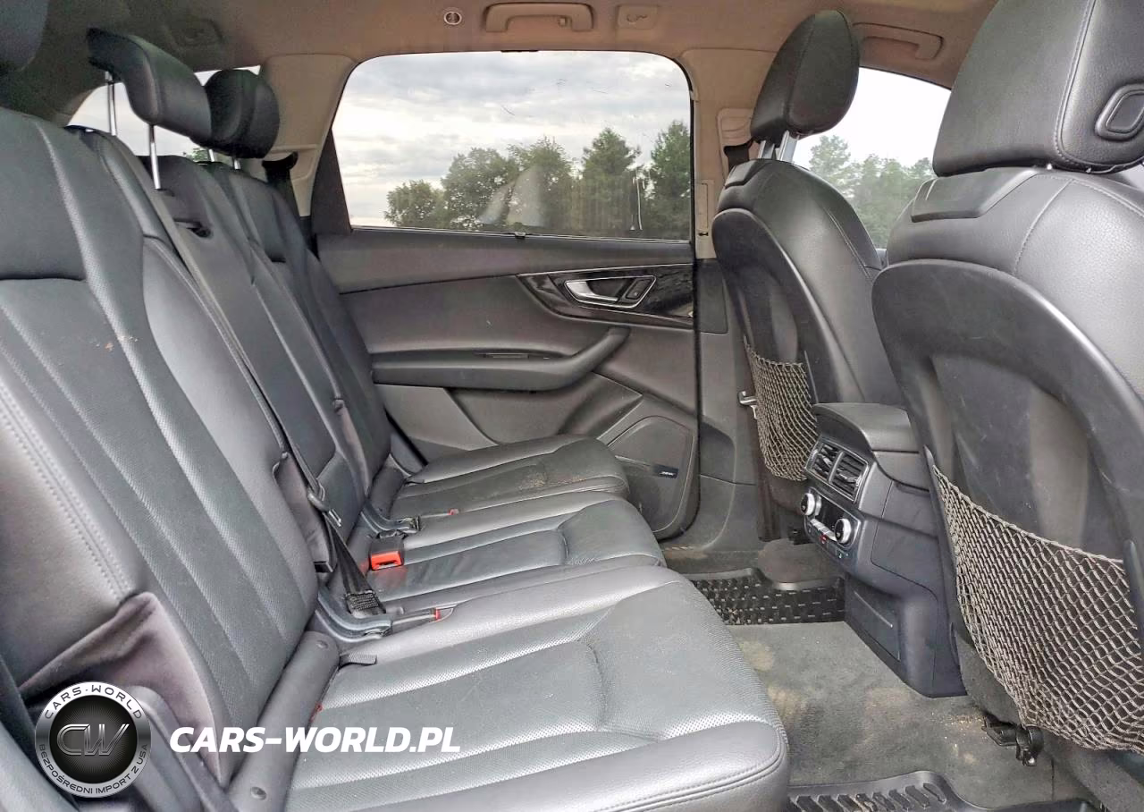 2017 Audi Q7 Premium Plus VIN:WA1LAAF76HD002080 - 11