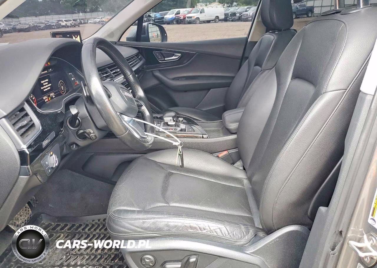 2017 Audi Q7 Premium Plus VIN:WA1LAAF76HD002080 - 7