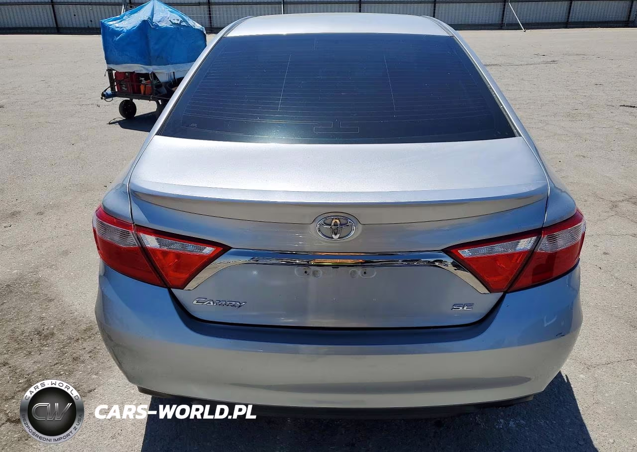 2016 Toyota Camry Se VIN:4T1BF1FK4GU133204 - 6