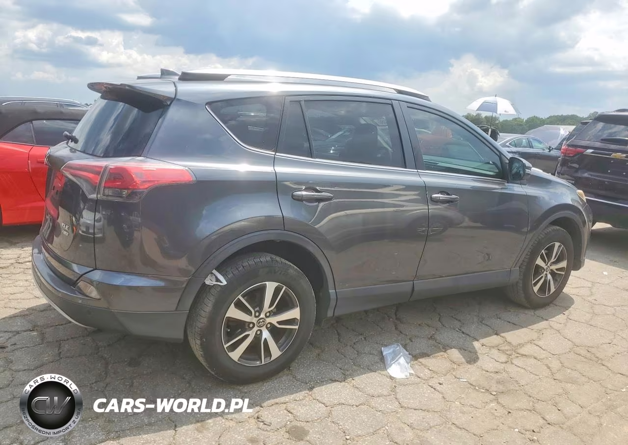 2017 Toyota Rav4 Xle VIN:JTMRFREV4HD208143 - 3