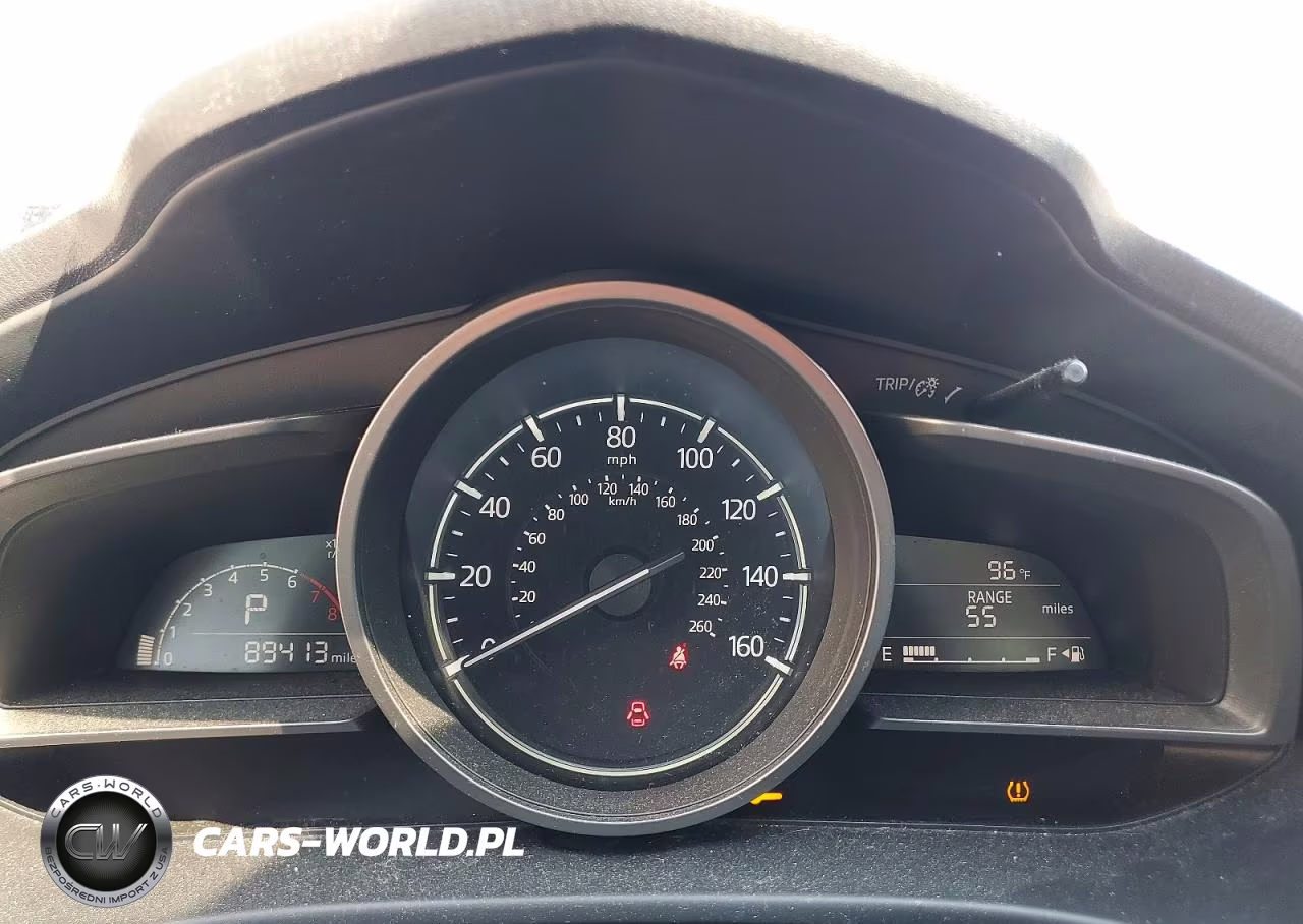 2018 Mazda 3 Touring VIN:3MZBN1V39JM180884 - 9