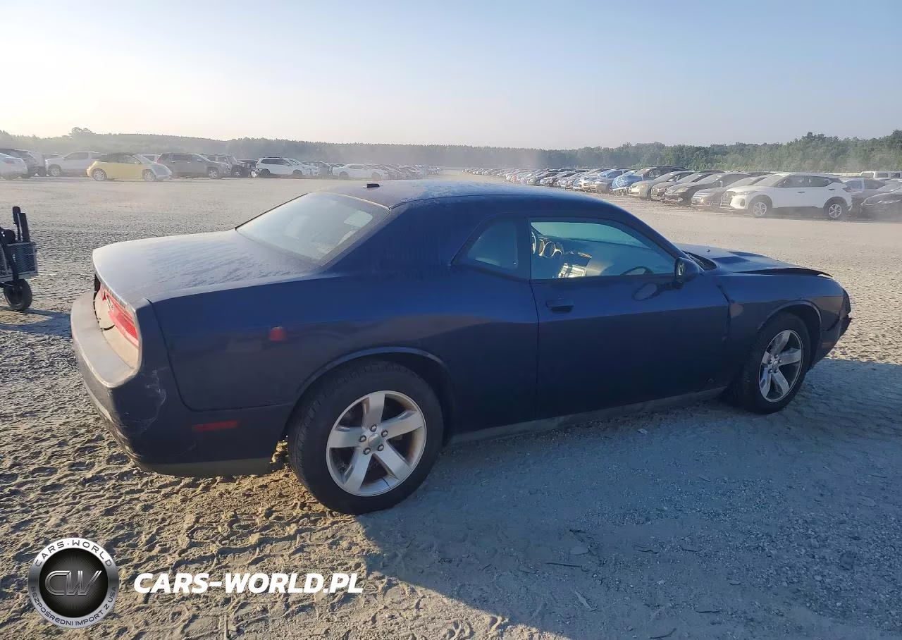 2013 Dodge Challenger Sxt VIN:2C3CDYAGXDH688008 - 3