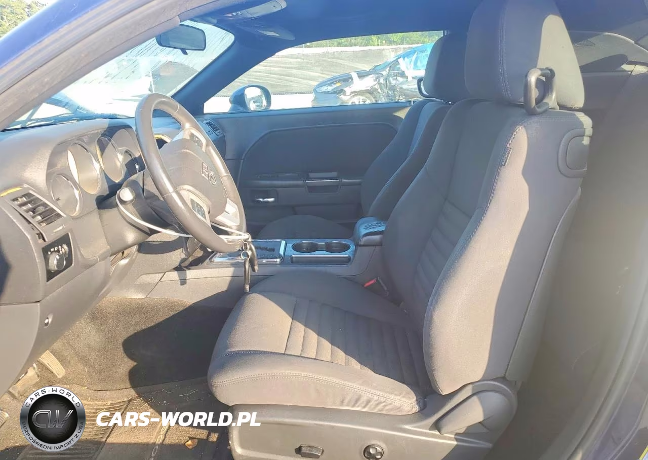 2013 Dodge Challenger Sxt VIN:2C3CDYAGXDH688008 - 7