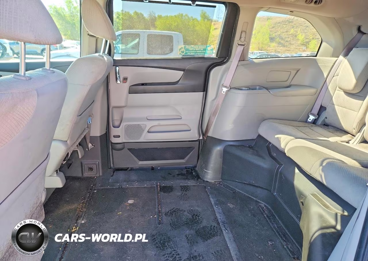 2015 Honda Odyssey Ex VIN:5FNRL5H49FB040753 - 11