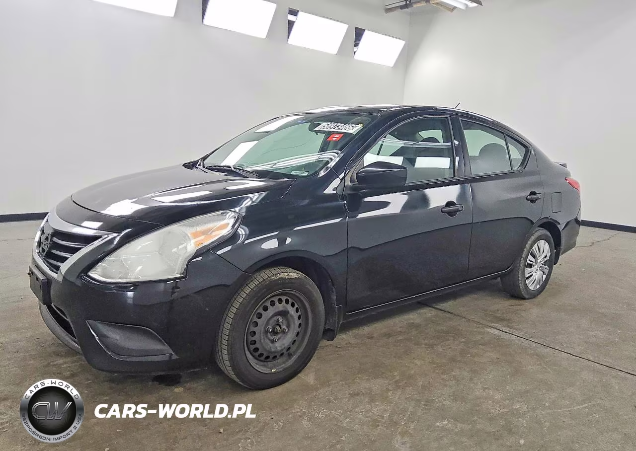 2016 Nissan Versa 1.6 S Plus