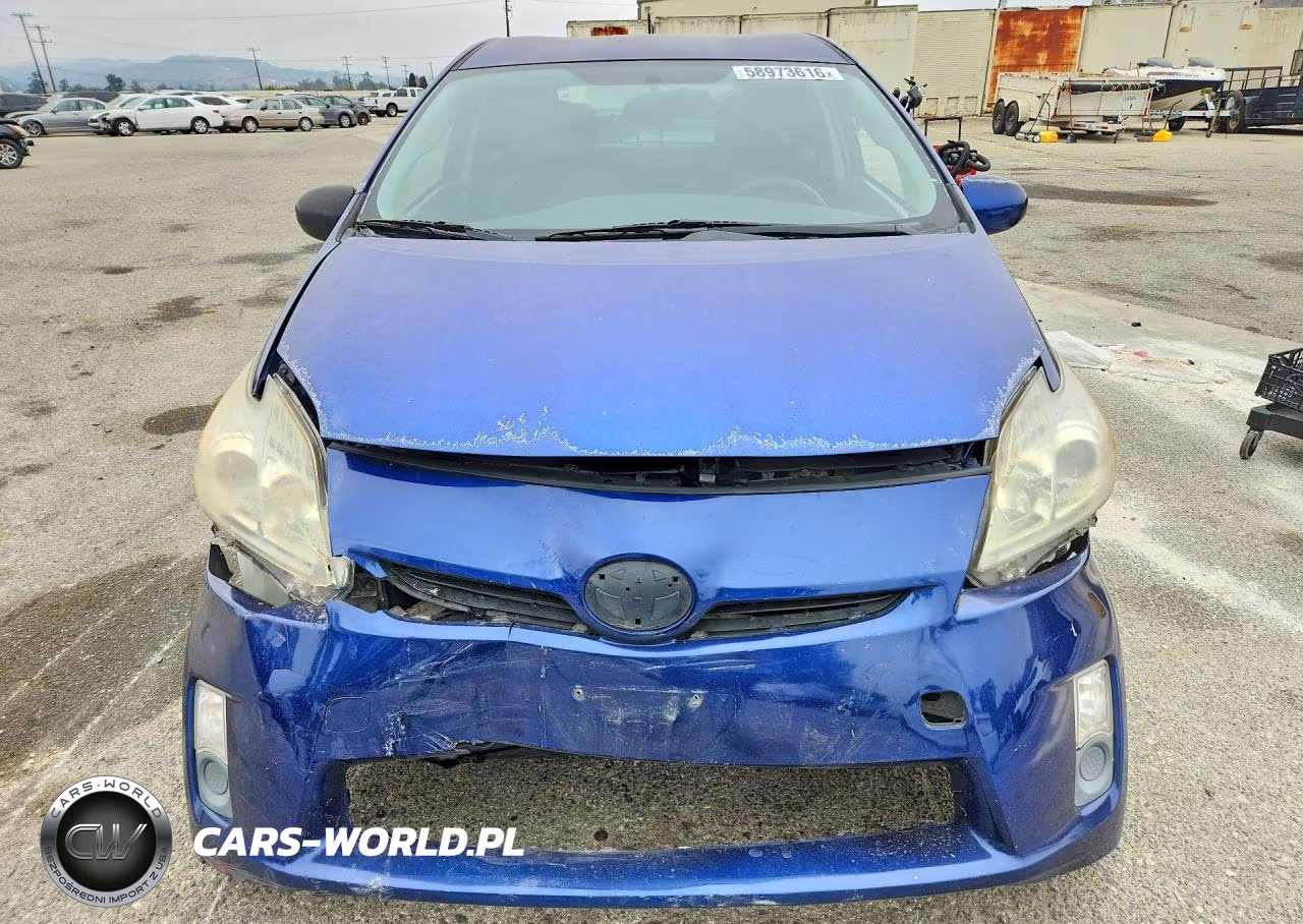 2011 Toyota Prius Three VIN:JTDKN3DU0B5354213 - 5