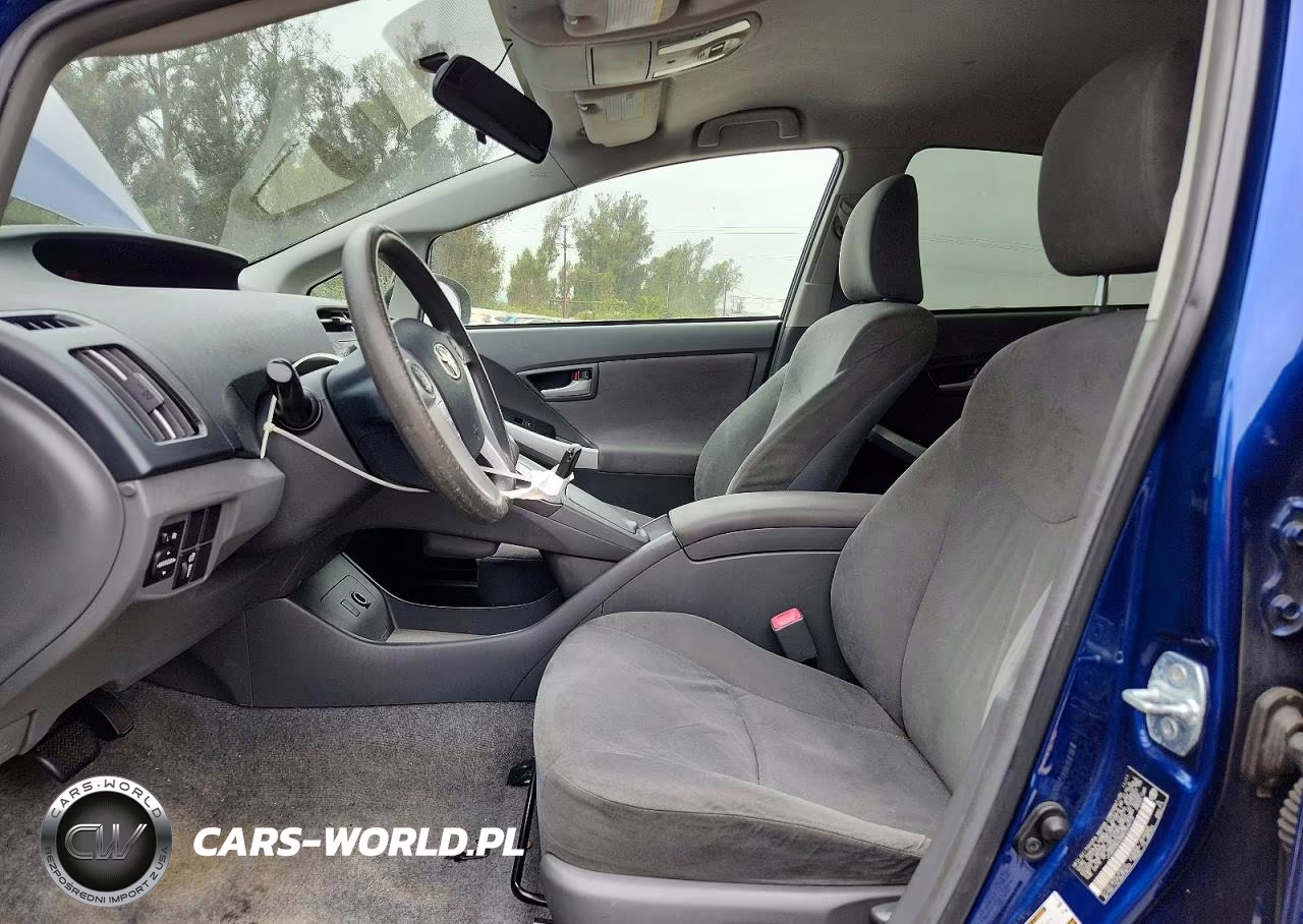 2011 Toyota Prius Three VIN:JTDKN3DU0B5354213 - 7
