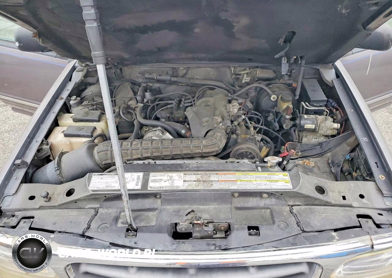 1996 Ford Explorer VIN:1FMDU34X1TUC32016 - 12