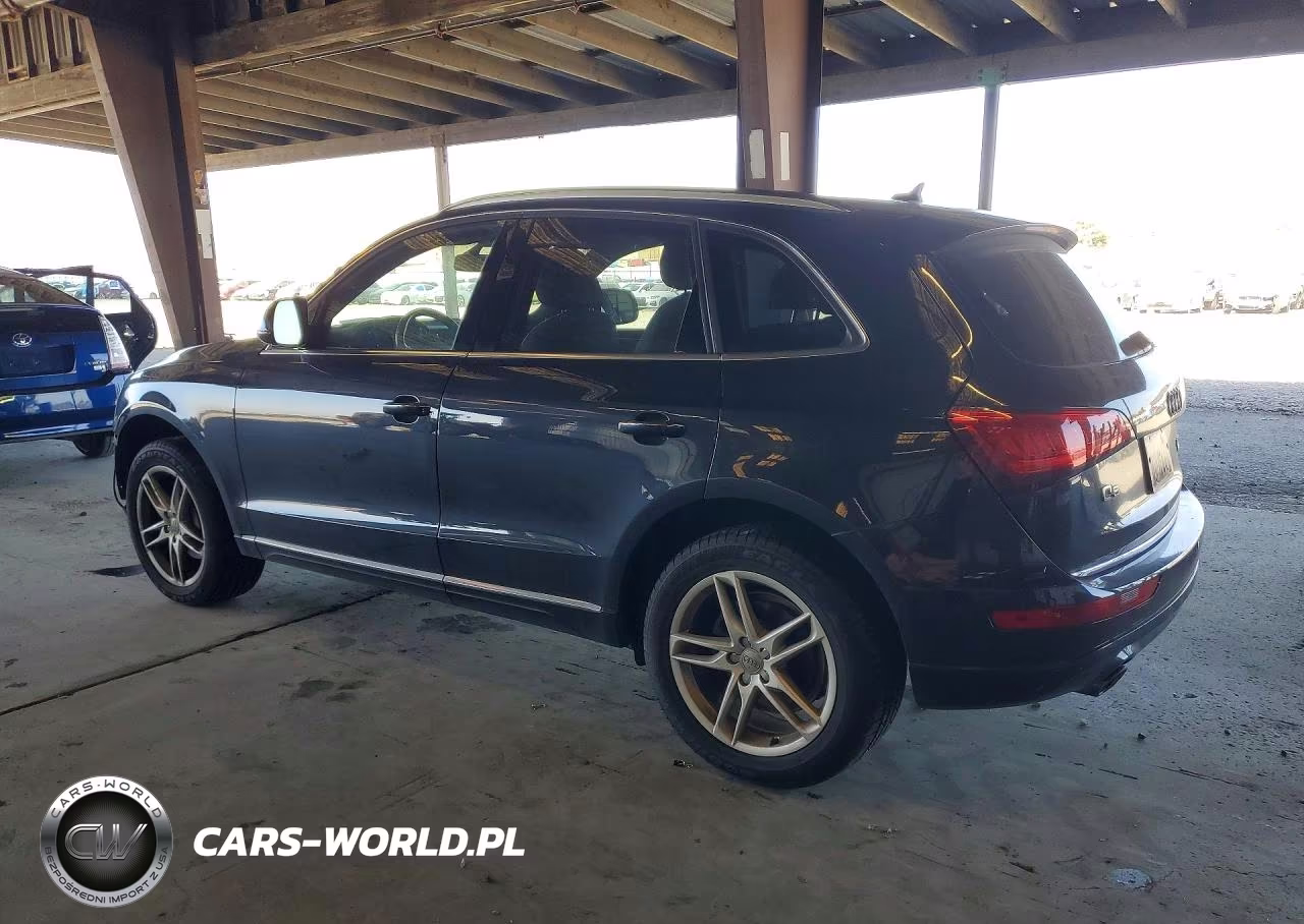 2017 Audi Q5 Premium VIN:WA1C2AFP7HA066241 - 2