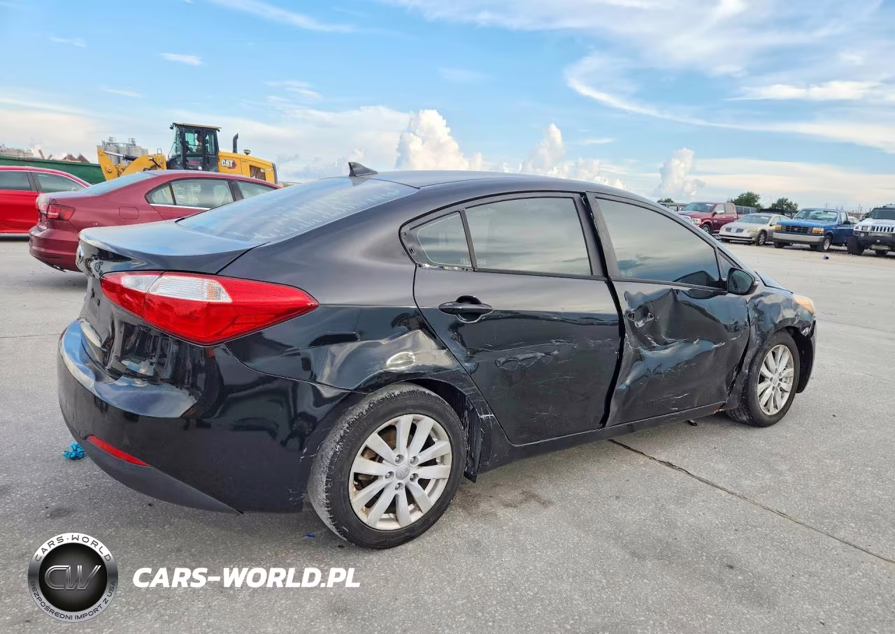 2015 Kia Forte Lx VIN:KNAFX4A65F5345470 - 3