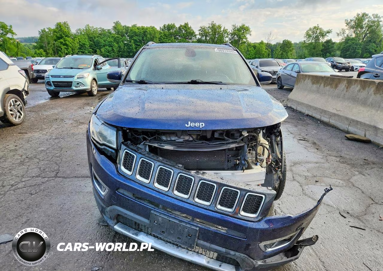 2018 Jeep Compass Limited VIN:3C4NJDCB4JT246108 - 5