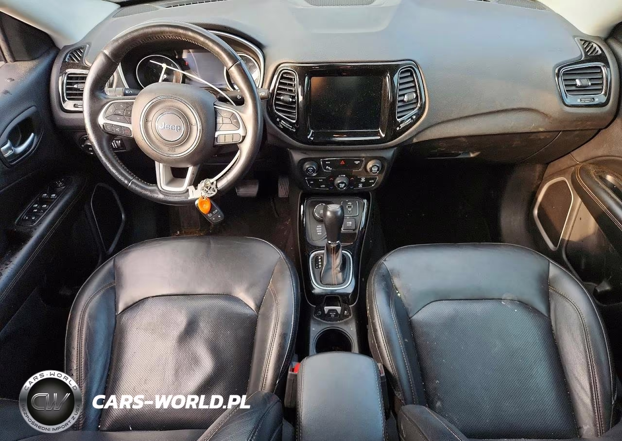 2018 Jeep Compass Limited VIN:3C4NJDCB4JT246108 - 8