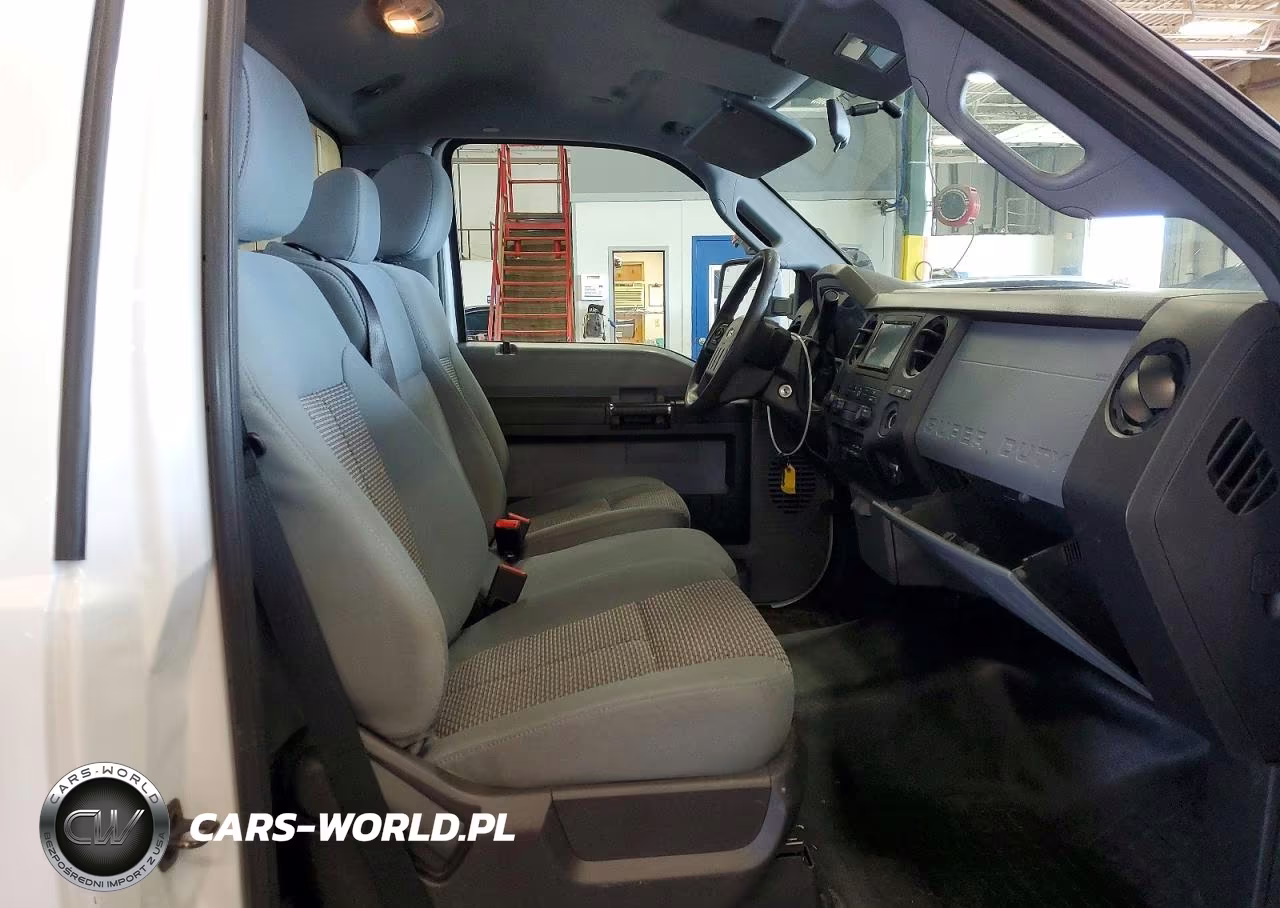2016 Ford F250 Super Duty VIN:1FTBF2B60GEA14384 - 10