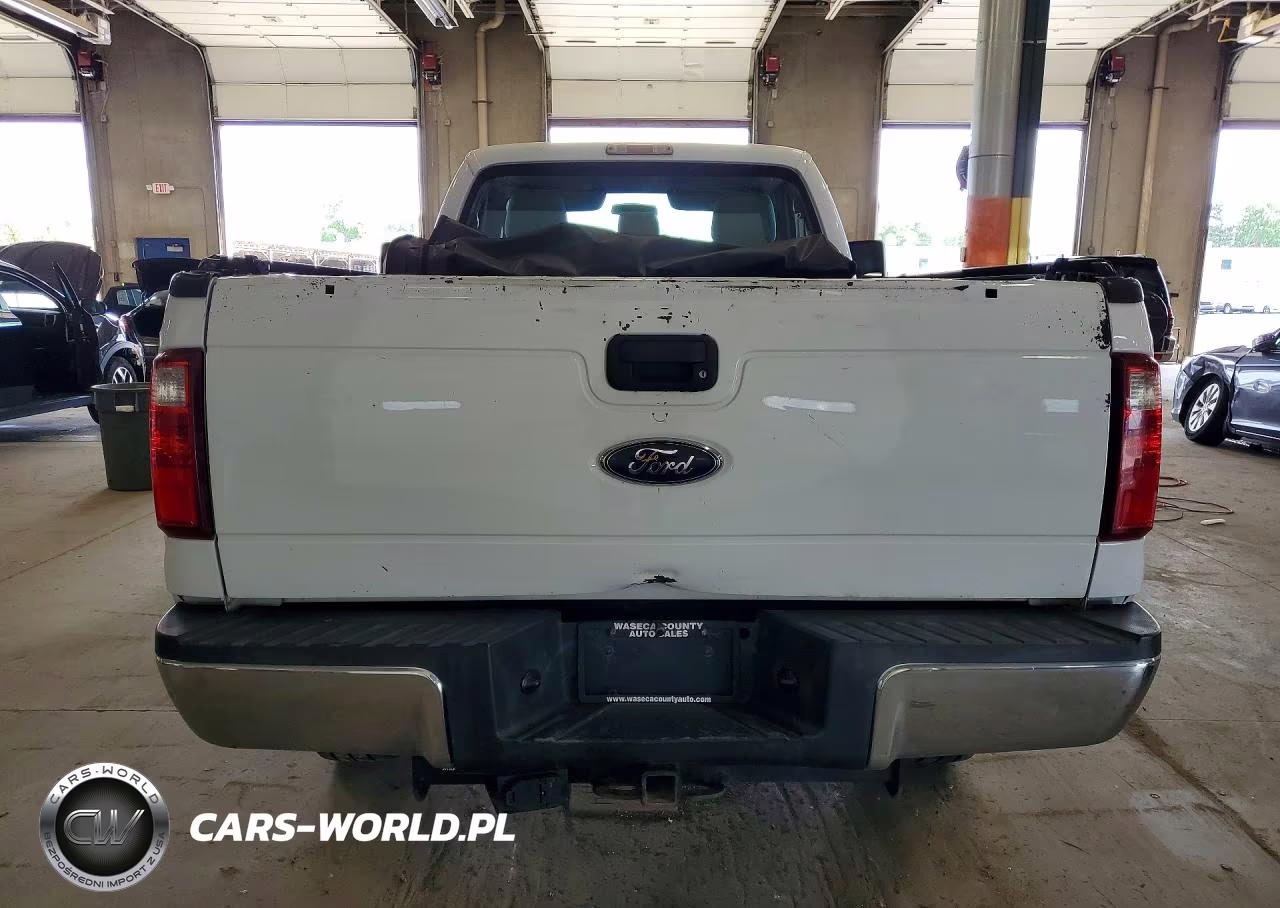 2016 Ford F250 Super Duty VIN:1FTBF2B60GEA14384 - 6
