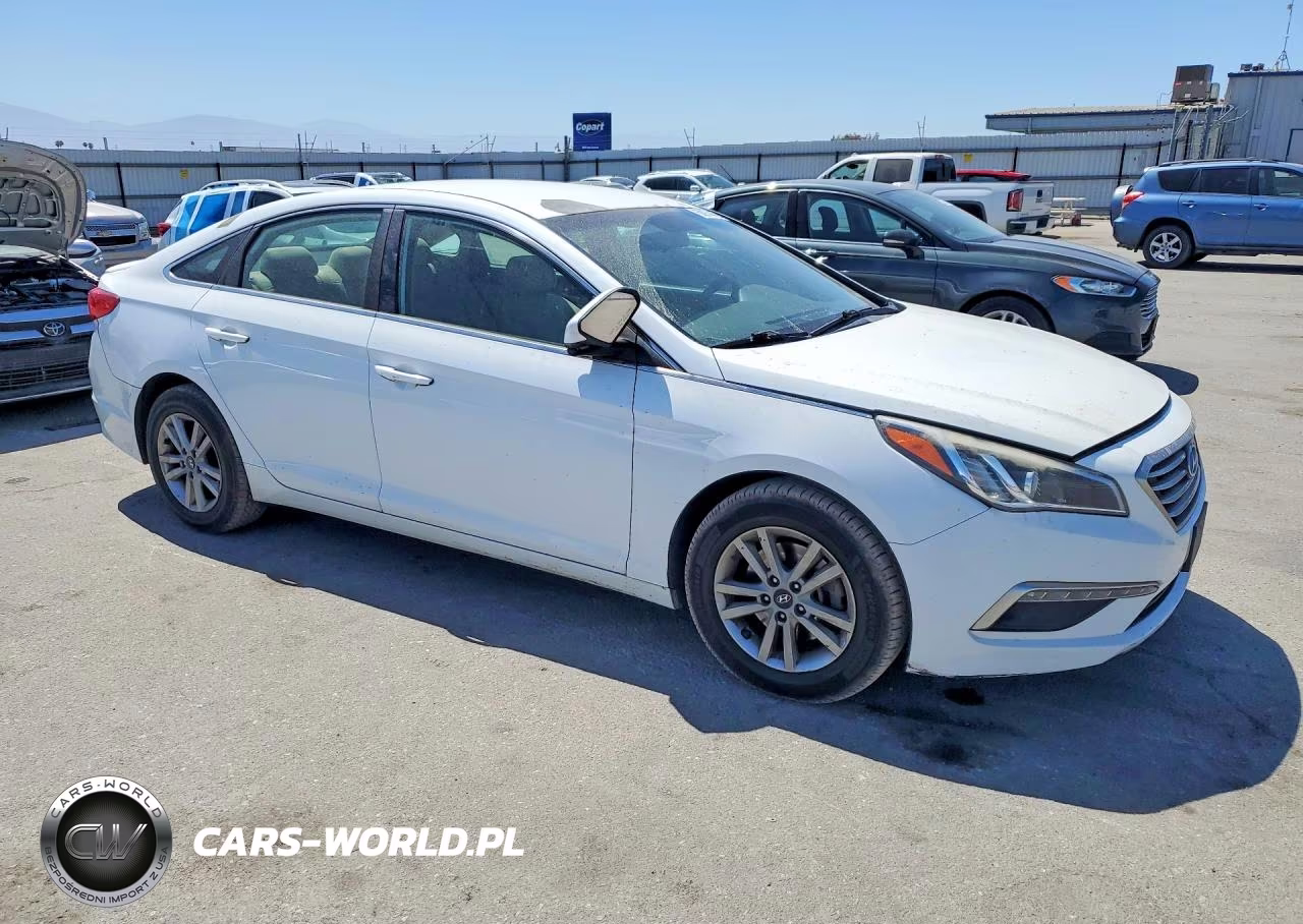 2015 Hyundai Sonata Se VIN:5NPE24AF7FH123266 - 4