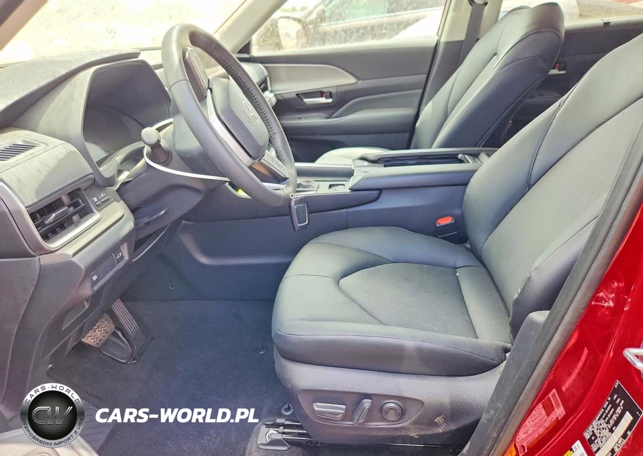 2026 Toyota Grand Highlander Xle VIN:5TDAAAB54TS125908 - 7