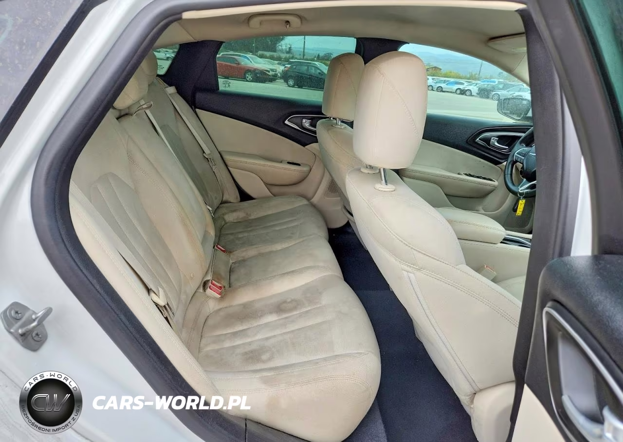 2015 Chrysler 200 Limited VIN:1C3CCCAB6FN691833 - 10