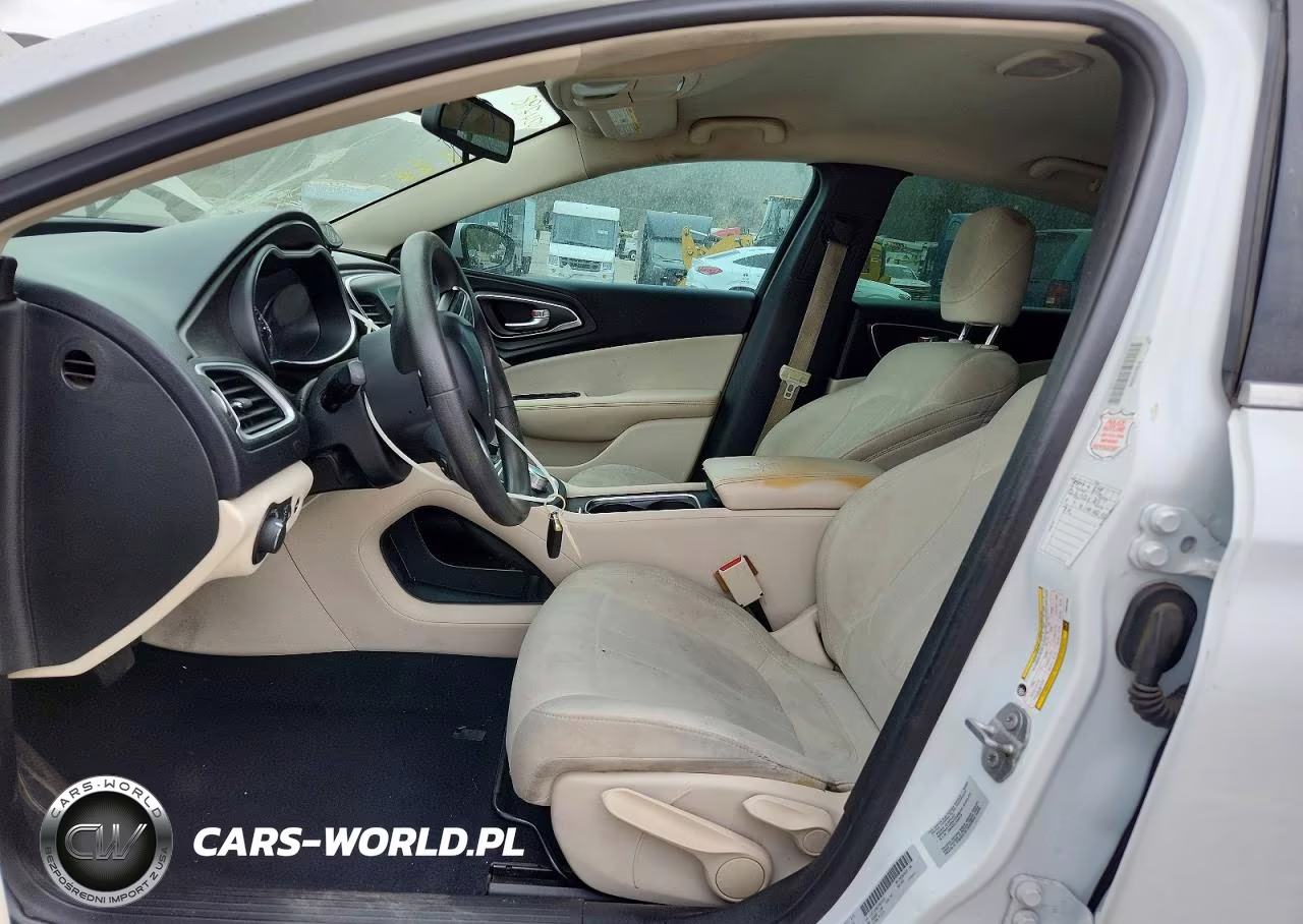 2015 Chrysler 200 Limited VIN:1C3CCCAB6FN691833 - 7