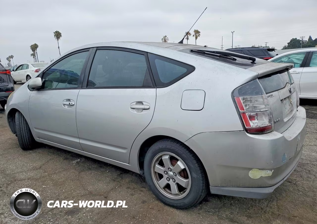 2005 Toyota Prius Base VIN:JTDKB20U657031821 - 2