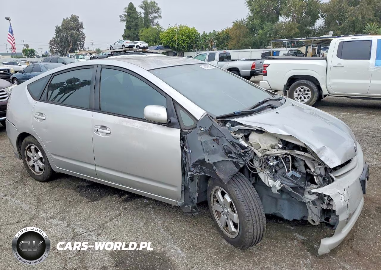 2005 Toyota Prius Base VIN:JTDKB20U657031821 - 4
