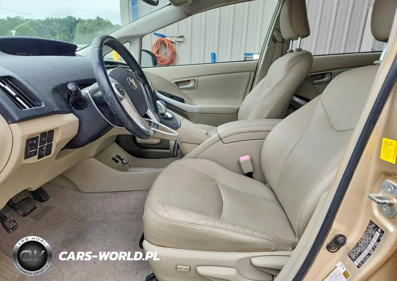 2010 Toyota Prius V VIN:JTDKN3DU3A0193402 - 7
