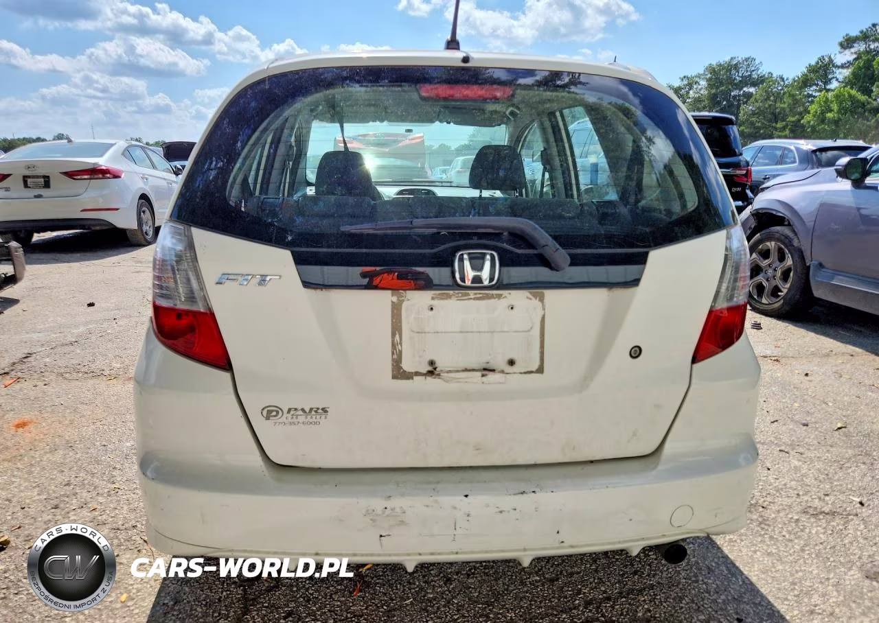 2009 Honda Fit VIN:JHMGE882X9S061036 - 6