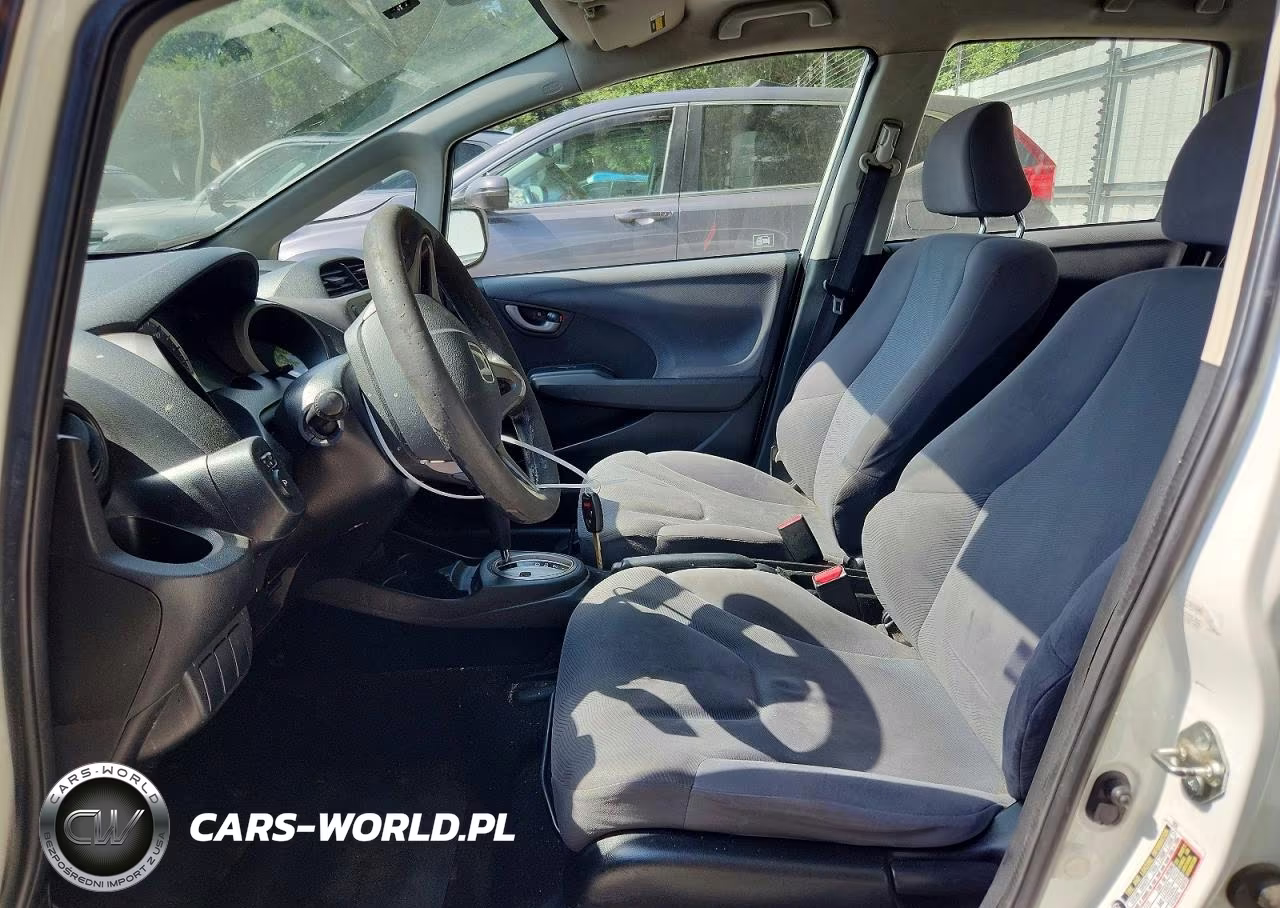 2009 Honda Fit VIN:JHMGE882X9S061036 - 7