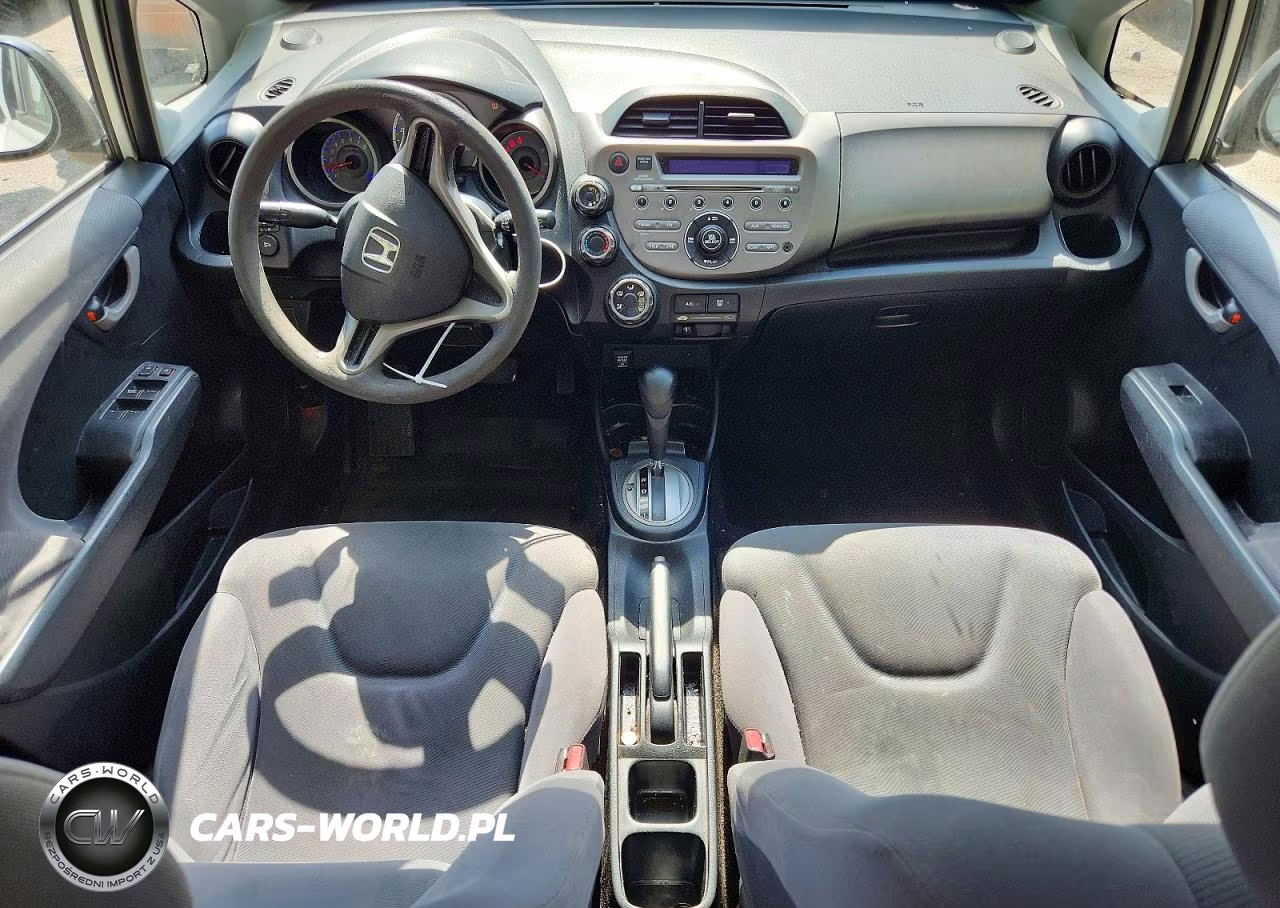 2009 Honda Fit VIN:JHMGE882X9S061036 - 8